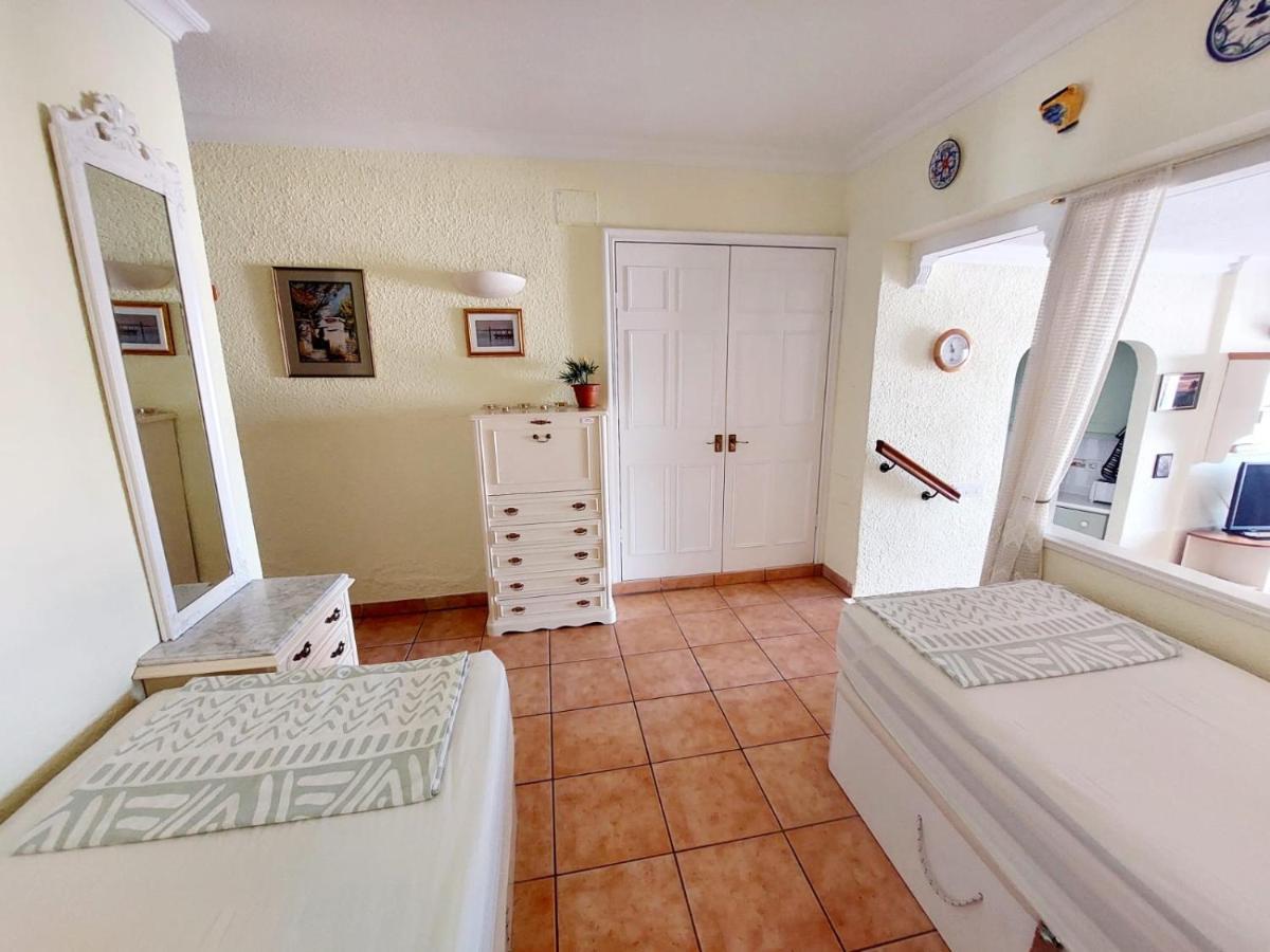 First Line Villa Floor Studio Apartment With Amazing Sea View Air Conditioned Just 50M From The Beach アデヘ エクステリア 写真