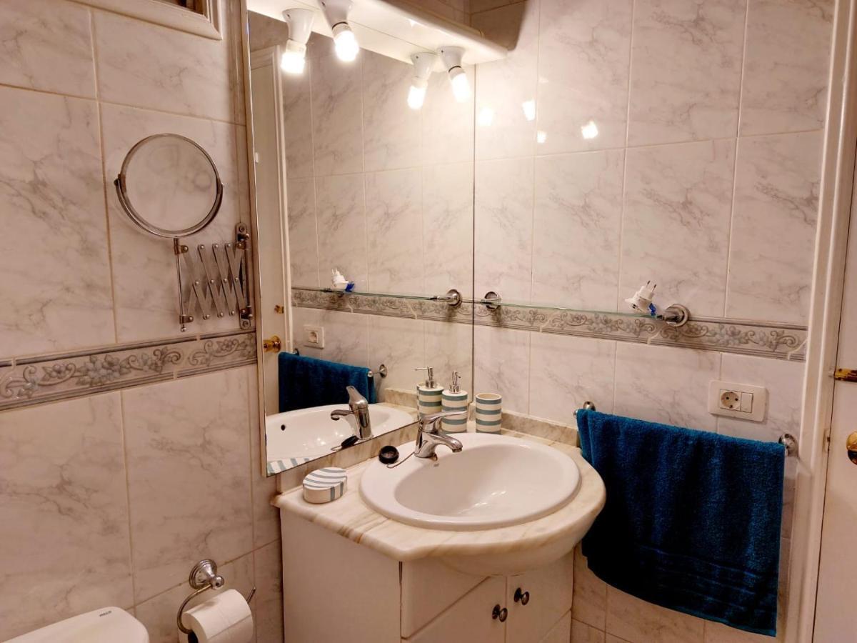 First Line Villa Floor Studio Apartment With Amazing Sea View Air Conditioned Just 50M From The Beach アデヘ エクステリア 写真