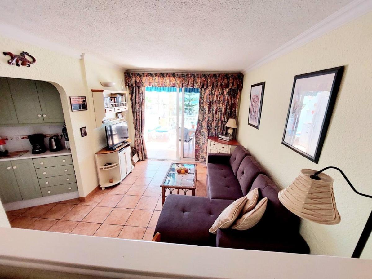 First Line Villa Floor Studio Apartment With Amazing Sea View Air Conditioned Just 50M From The Beach アデヘ エクステリア 写真